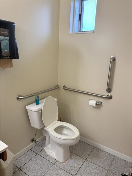 More Photos Of 744 Millersport Hwy, Amherst Freestanding For Sale