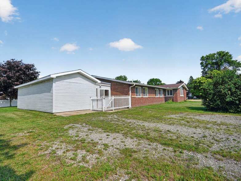 More Photos Of 200 S 4th St, Kawkawlin Assisted Living For Sale
