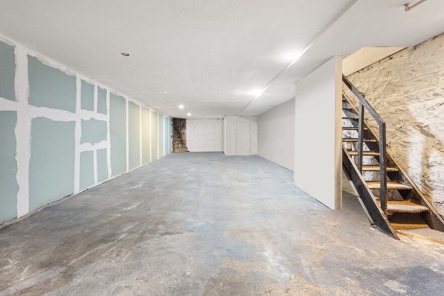 More Photos Of 1792 Broadway, Brooklyn Storefront Retail Residential For Lease