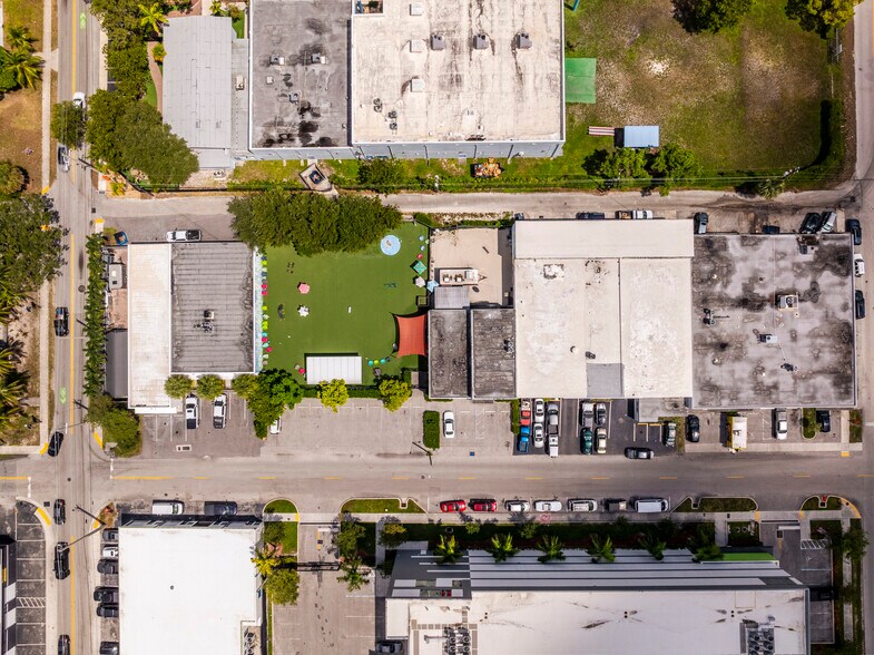 More Photos Of 817 NW 1st St, Fort Lauderdale Light Distribution For Lease