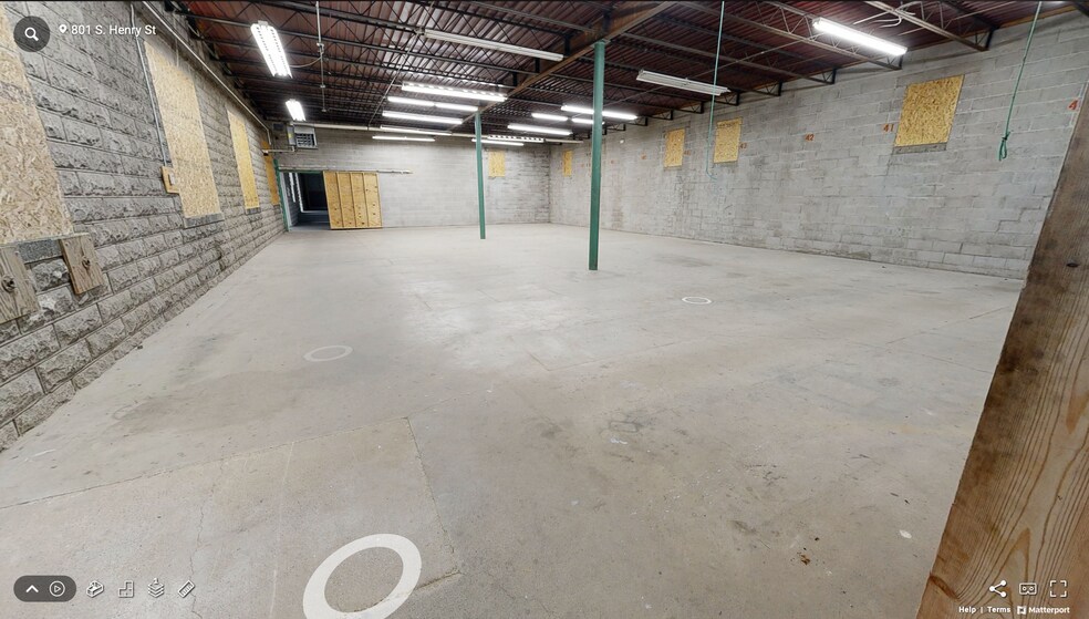 More Photos Of 801 S Henry St, Bay City Distribution For Sale