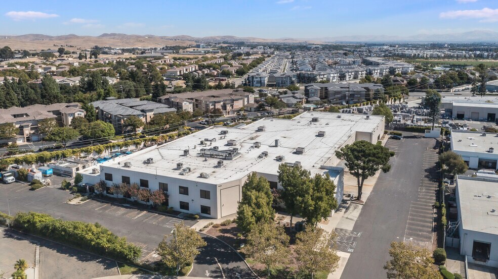 More Photos Of 6955-6979 Sierra Ct, Dublin Light Distribution For Sale