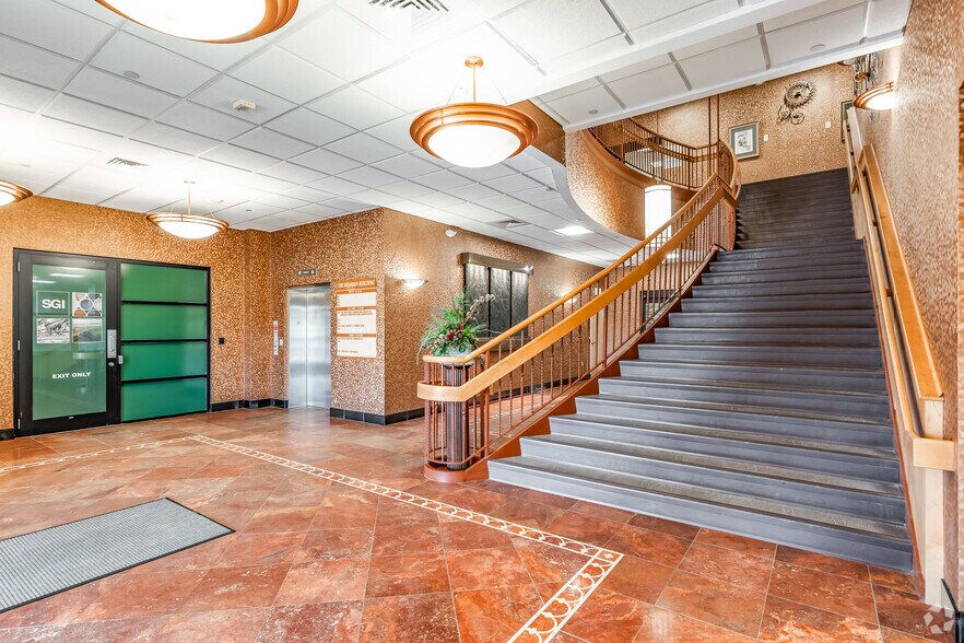 More Photos Of 13424 Pennsylvania Ave, Hagerstown Office For Lease