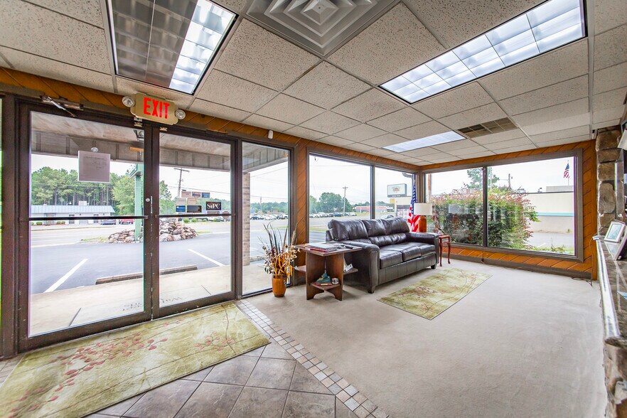 More Photos Of 2911 Pine St, Arkadelphia Medical For Sale