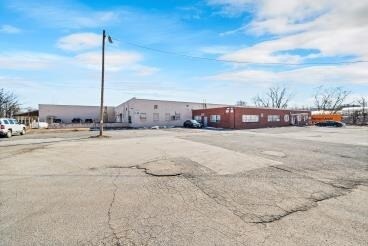 More Photos Of 110 Industrial Rd, New Windsor Township Warehouse For Lease
