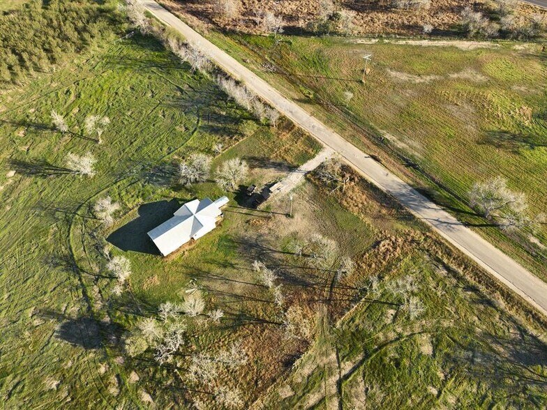 More Photos Of 2095 Bridal Path Rd, Luling Land For Sale