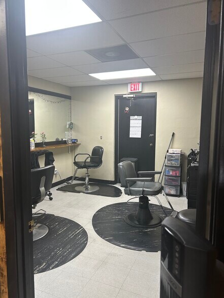 More Photos Of 1605 N Temple Ave, Starke Office Residential For Sale
