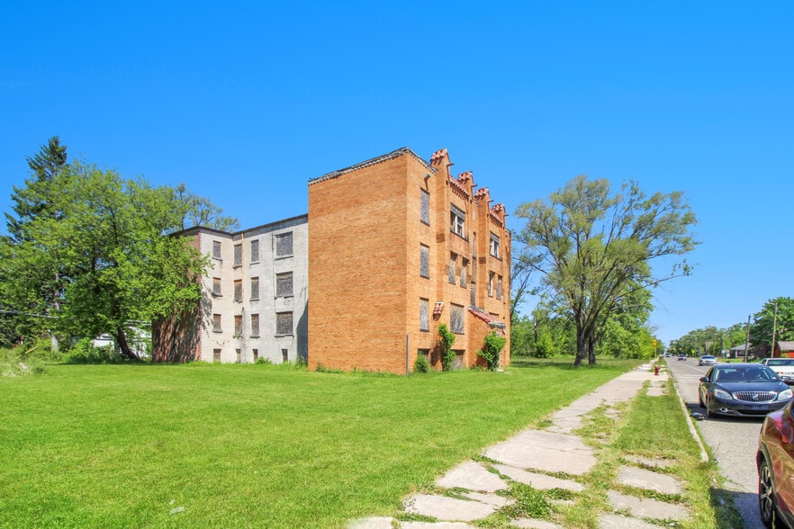 More Photos Of , Detroit Multifamily For Sale