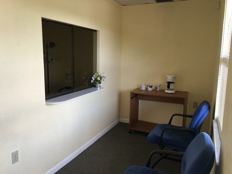 More Photos Of 27725 Old US Highway 41, Bonita Springs Office For Lease