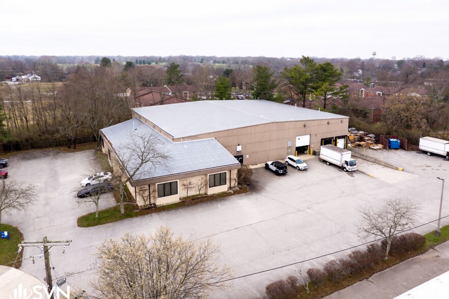 Primary Photo Of 2001 Family Cir, Lexington Warehouse For Lease