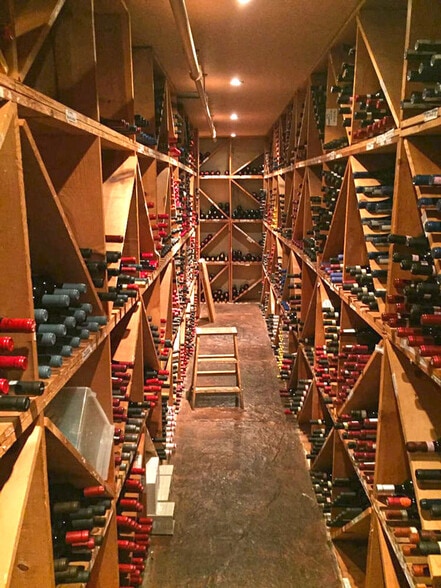 More Photos Of 3115 Pico Blvd, Santa Monica Restaurant For Lease