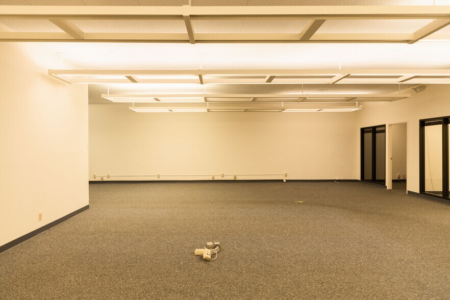 More Photos Of 181 S Ash St, Ventura Medical For Sale