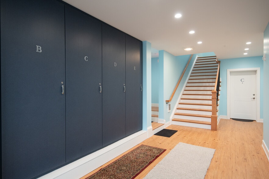 More Photos Of 1 Kurosaka Ln, Lake George Apartments For Sale