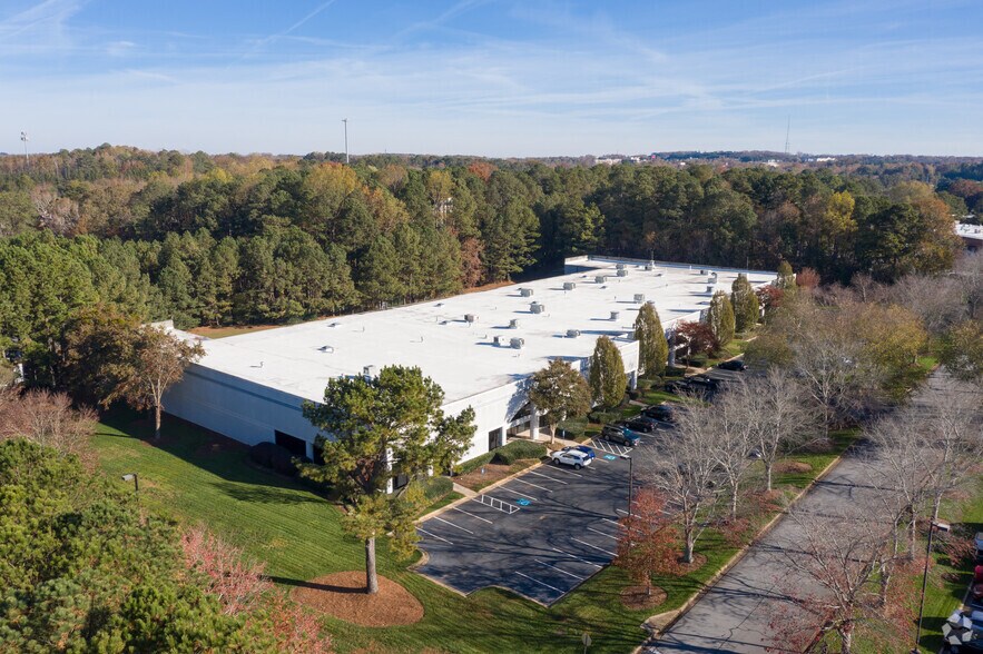 More Photos Of 2150 Boggs Rd, Duluth Distribution For Lease