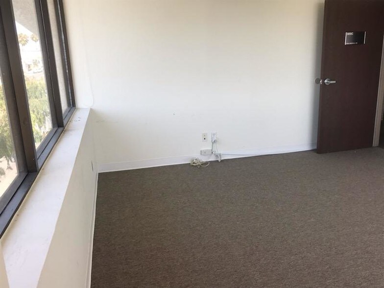 More Photos Of 2512 Artesia Blvd, Redondo Beach Office For Lease