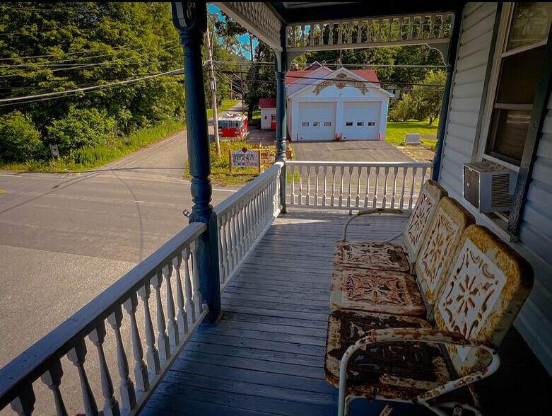 More Photos Of 7 Depot St, Long Eddy Hotel For Sale