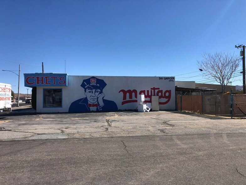 More Photos Of 55985 29 Palms Hwy, Yucca Valley Convenience Store For Sale