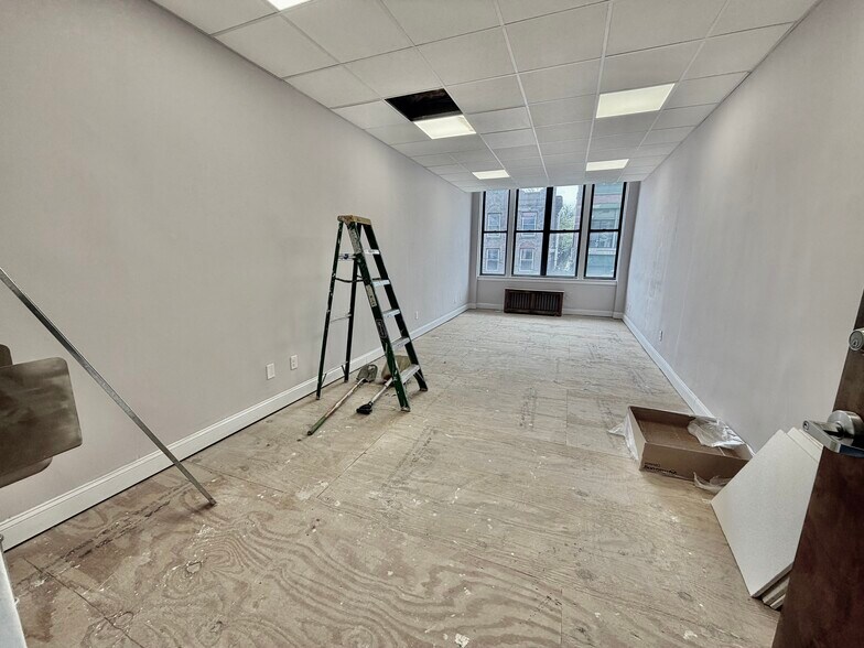 More Photos Of 101-109 Westchester Ave, Port Chester Storefront Retail Office For Lease