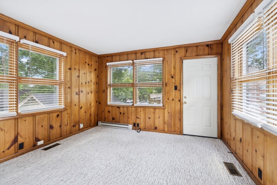 More Photos Of 1604 17th Ave S, Nashville Office Residential For Sale