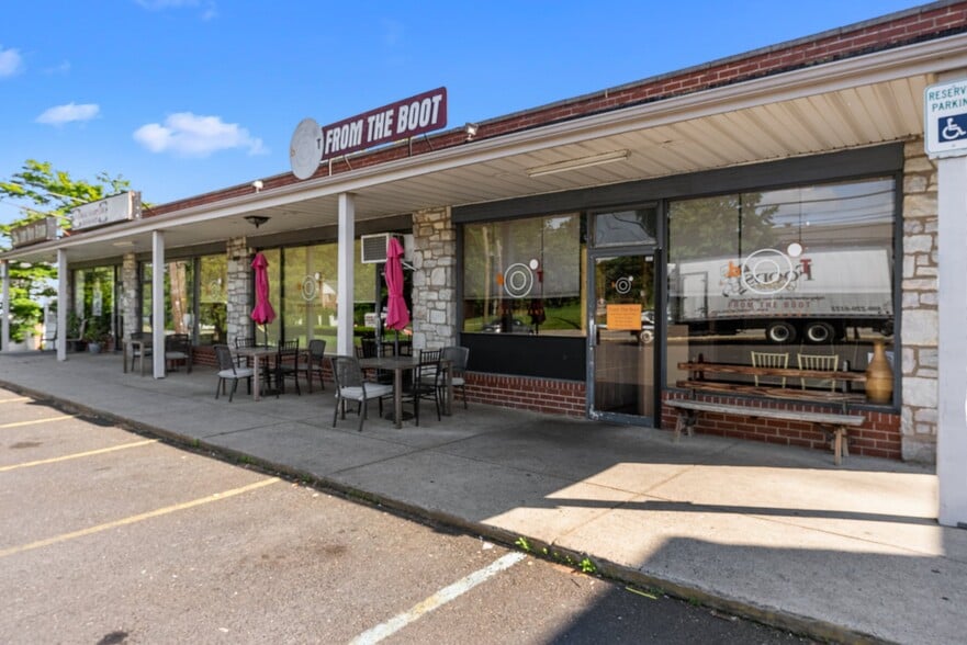 More Photos Of 513-519 Germantown Pike, Lafayette Hill Storefront For Lease