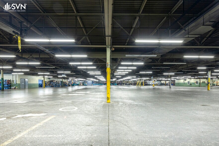 More Photos Of 695 N Main St, Winchester Industrial For Sale