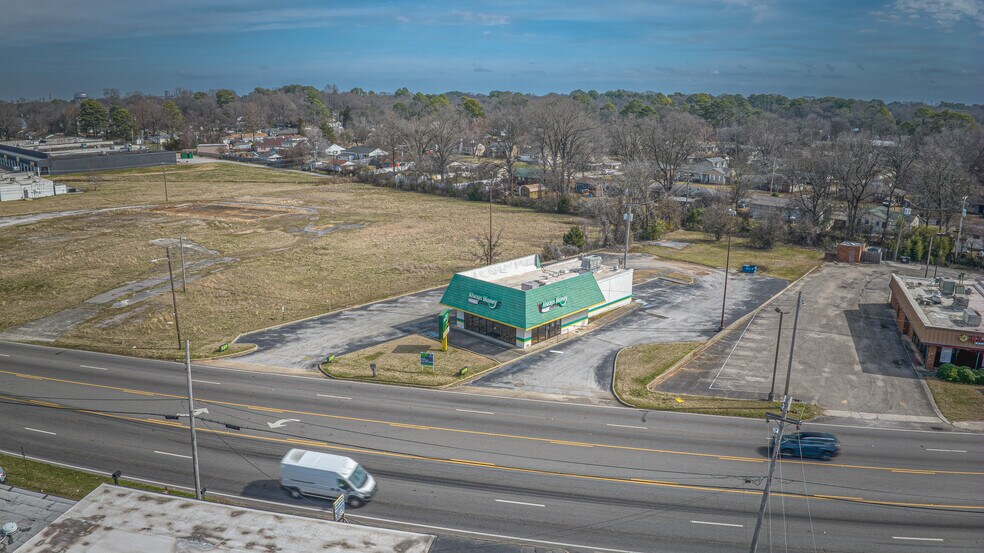 More Photos Of 1716 6th Ave SE, Decatur Funeral Home For Sale