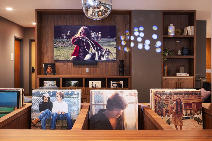 More Photos Of 608 2nd Ave S, Minneapolis Apartments For Lease