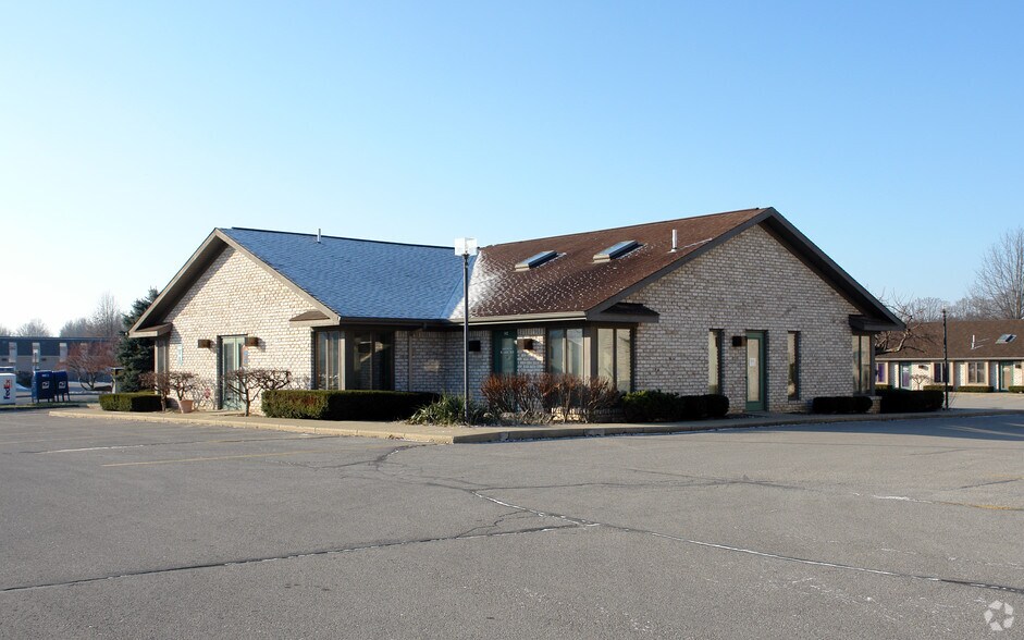 More Photos Of 755 Boardman Canfield Rd, Youngstown Medical For Sale