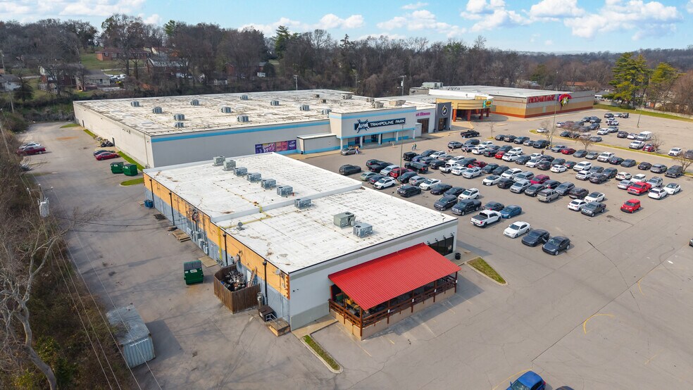 More Photos Of 3424-3436 Lebanon Pike, Hermitage Unknown For Lease