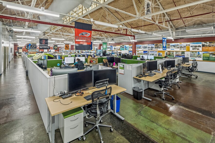 More Photos Of 501 Sumner St, Honolulu Warehouse For Sale