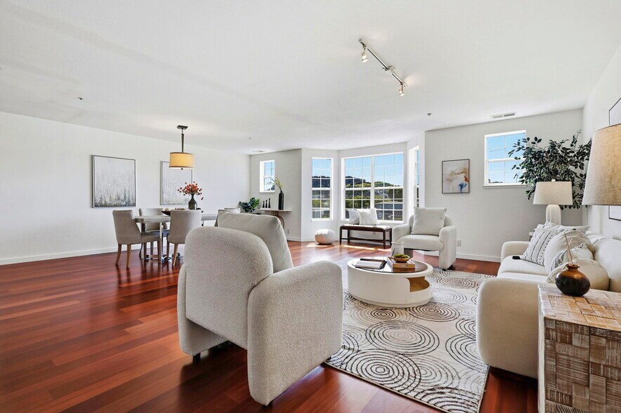More Photos Of 1678 Wallace Ave, San Francisco Specialty For Sale