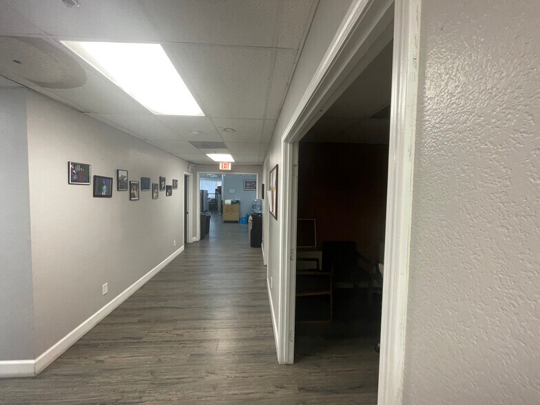 More Photos Of 1690 Frontage Rd, Chula Vista Light Distribution For Lease