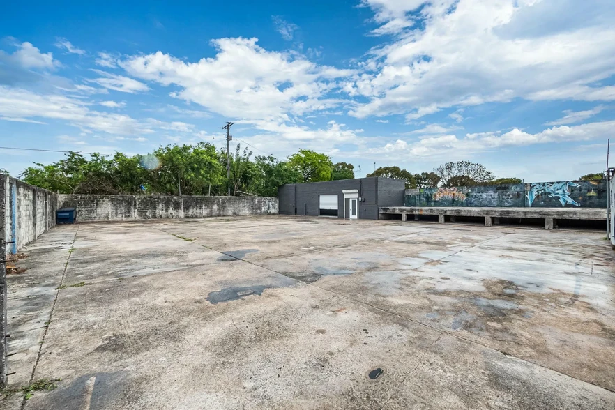 Primary Photo Of 4647 NW 17th Ave, Miami Land For Lease