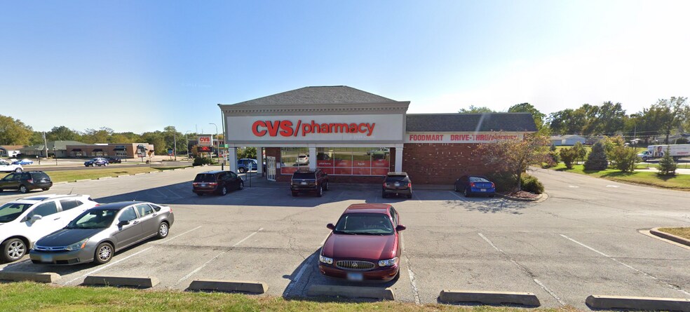 More Photos Of 4521 N Prospect Rd, Peoria Heights Drugstore For Lease