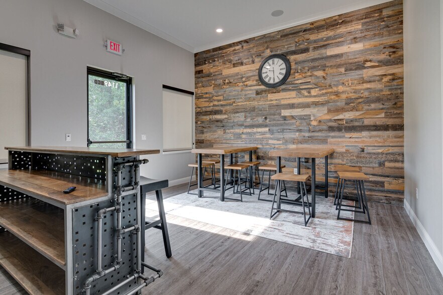 More Photos Of 1149 Keller Pky, Keller Medical For Lease