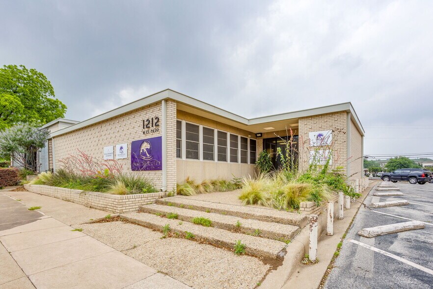 Primary Photo Of 1212 W El Paso St, Fort Worth Loft Creative Space For Lease