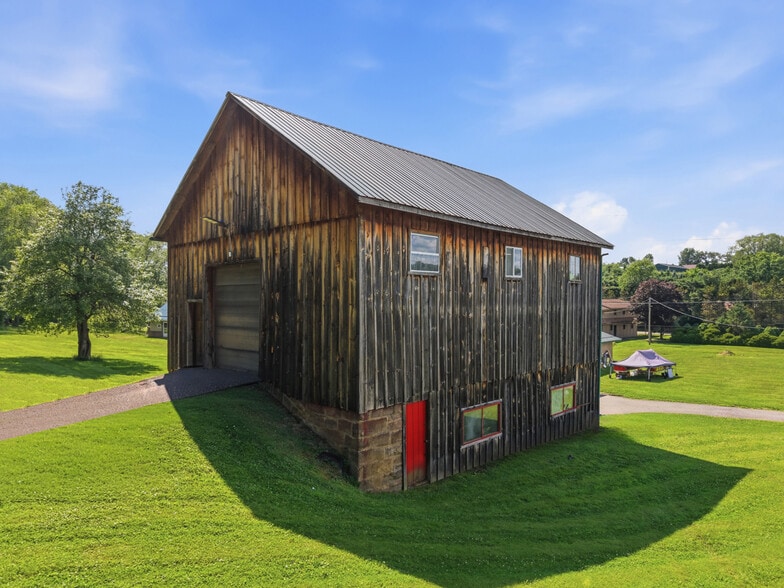 More Photos Of 101 Burtner Rd, Butler Office For Sale