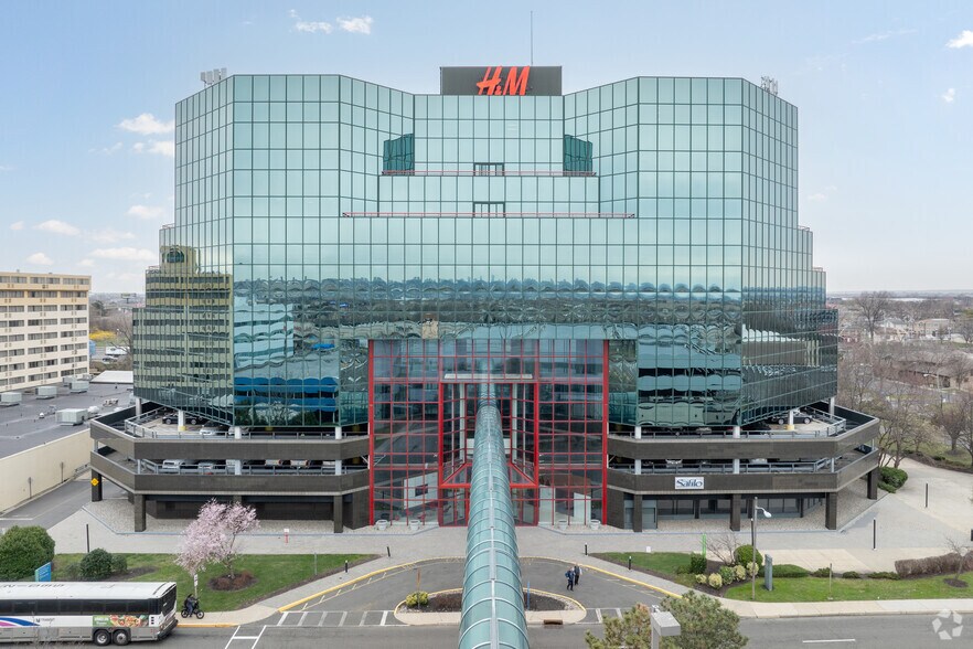 Primary Photo Of 300 Lighting Way, Secaucus Medical For Lease