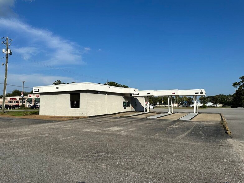 More Photos Of 4565 Saint Stephens Rd, Eight Mile Bank For Lease