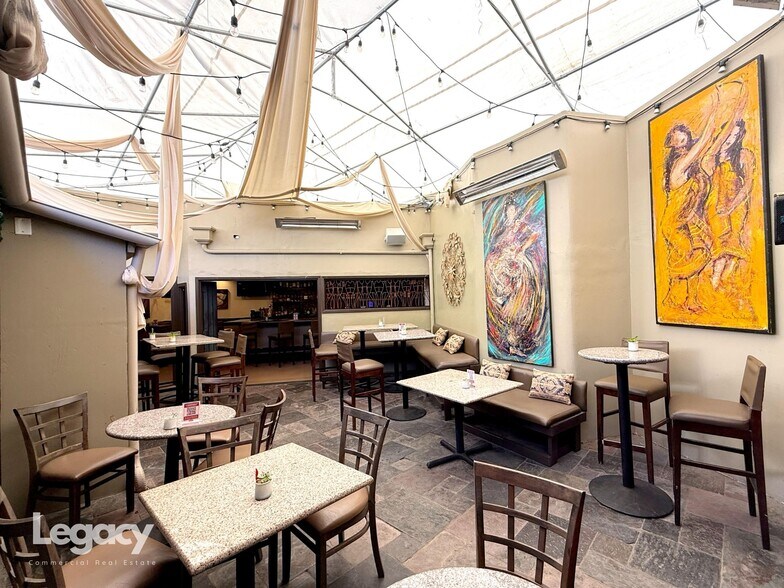 More Photos Of 440 Heliotrope Ave, Corona Del Mar Restaurant For Sale