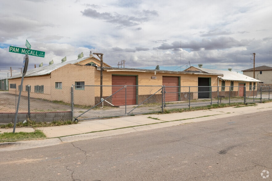 Primary Photo Of 10390 Dyer St, El Paso Service For Sale
