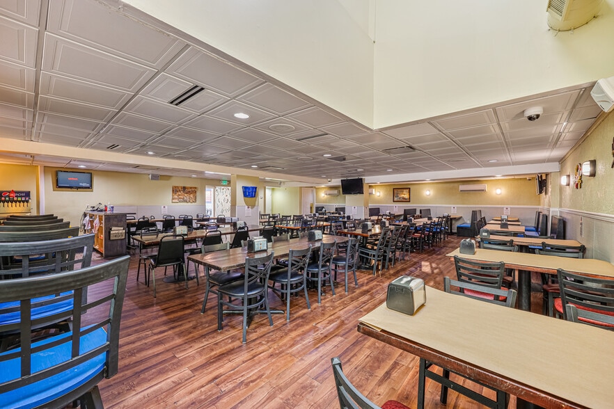 More Photos Of 7100 Sollers Point Rd, Baltimore Restaurant For Sale