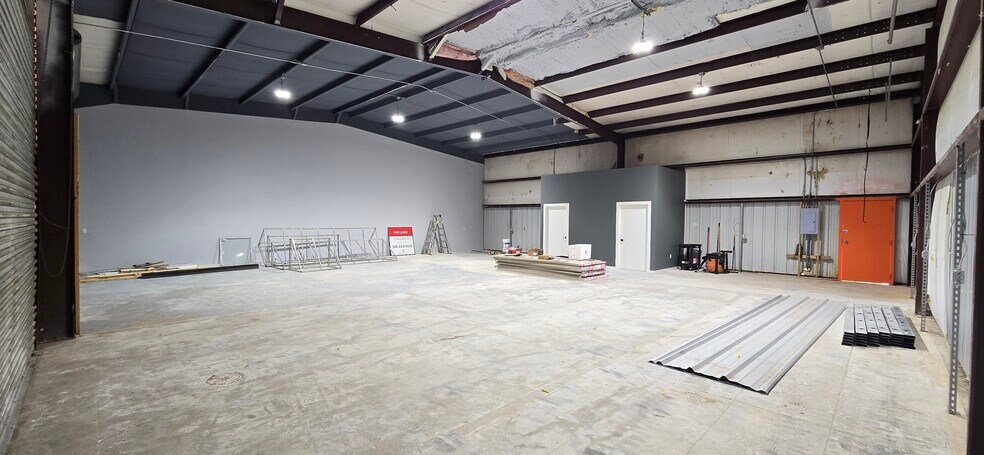 More Photos Of 7301 FM 1488, Magnolia Office For Lease