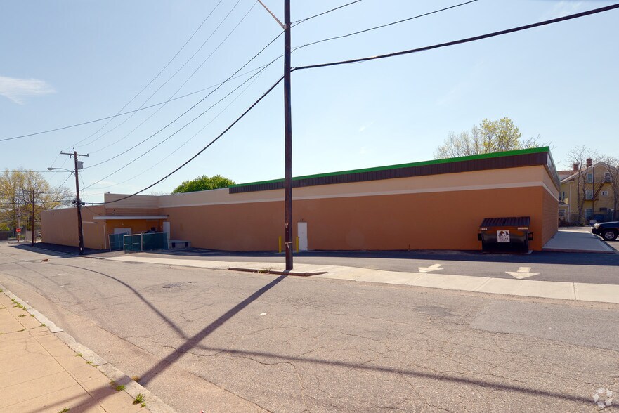 More Photos Of 395 Admiral St, Providence Storefront For Lease