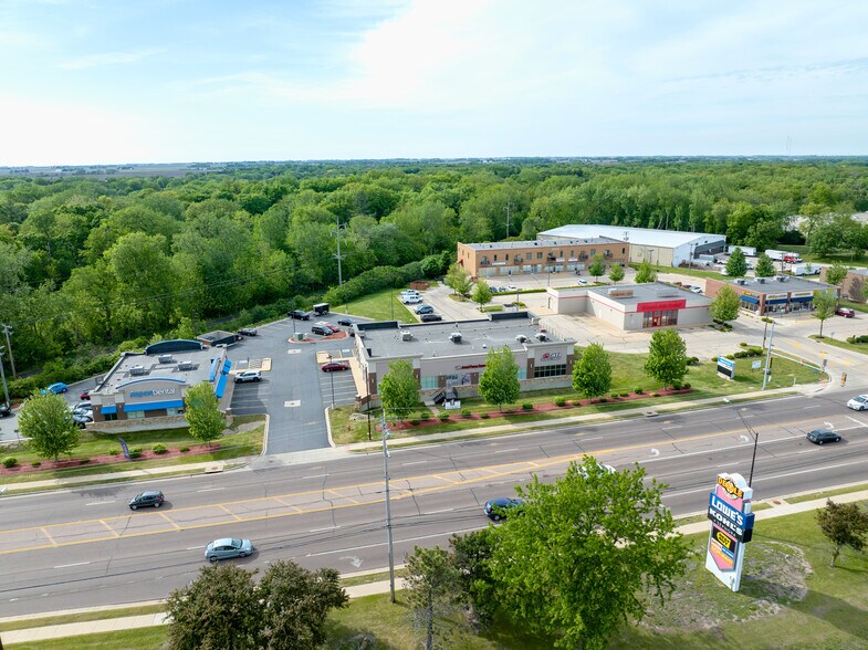 More Photos Of 2101 Sycamore Rd, Dekalb Freestanding For Lease