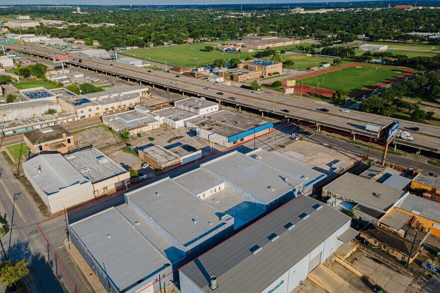 More Photos Of 102 S Shaver St, Pasadena Warehouse For Sale