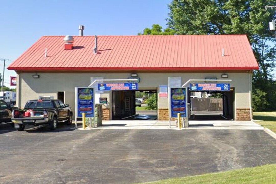More Photos Of 3321 Broadway, Grove City Carwash For Sale