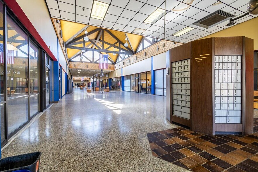 More Photos Of 1260 Monroe St NW, New Philadelphia Medical For Lease