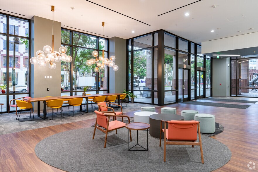 More Photos Of 500 N Brand Blvd, Glendale Office For Lease