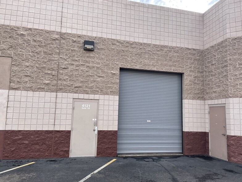 More Photos Of 4121 E Valley Auto Dr, Mesa Research And Development For Sale